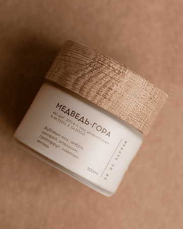 Свеча с хлопковым фитилем "Медведь-гора" 100 мл